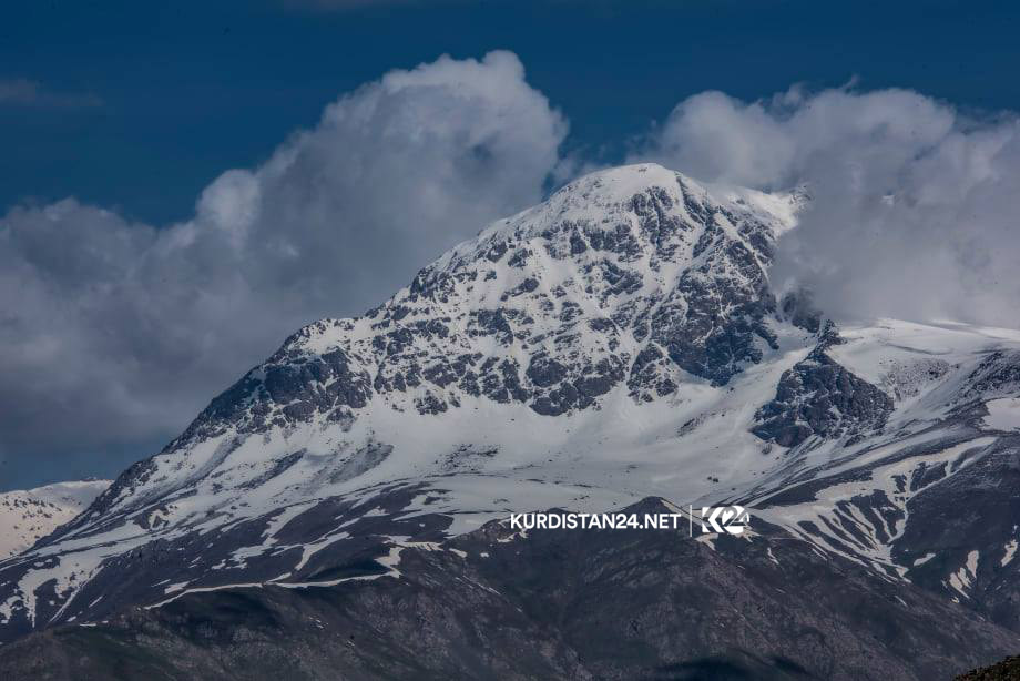 بالصور | بالكايتي تحبس الأنفاس وترسم لوحة بديعة في كوردستان