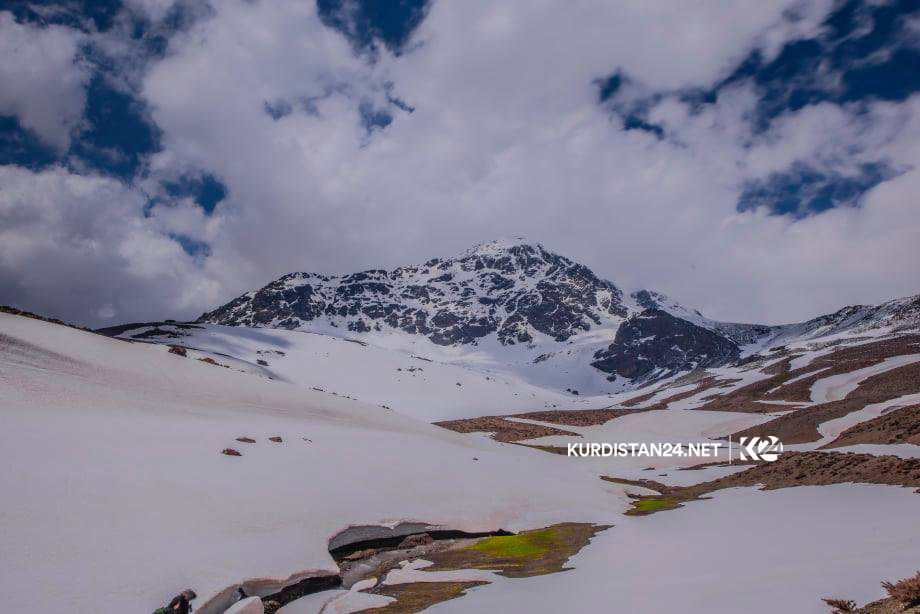 بالصور | بالكايتي تحبس الأنفاس وترسم لوحة بديعة في كوردستان