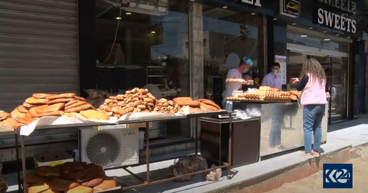 Korona bandorê li qerebalixiya li bazara şîrîniyan nake