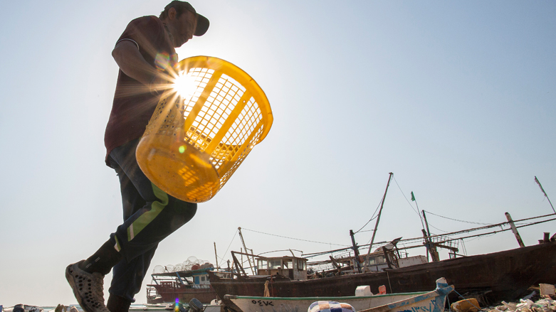 العراق يتخطى إسبانيا في إصابات الجائحة ويتلقى "مساعدة حاسمة"