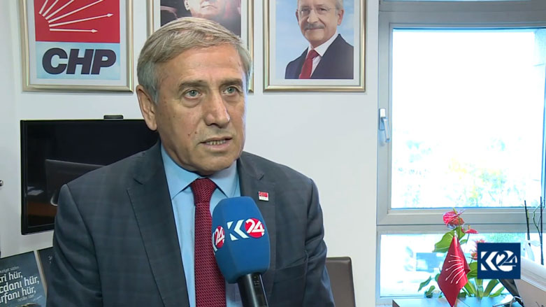 CHP: AK Partî 4 sal in bi darbeyê Tirkiyê birêve dibe