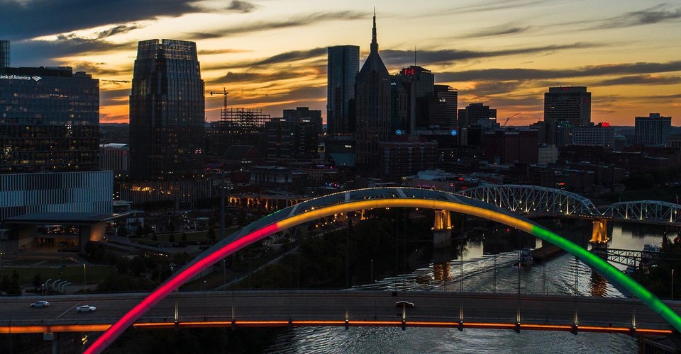 On October 14, the city of Nashville lit the Korean War Veterans Memorial Bridge in the colors of the Kurdish flag. (Photo: Northman Creative/Ryan Camp)