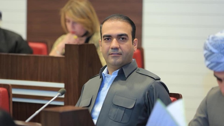 زانا مه‌لا خالید بۆ سۆران عومه‌ر: بۆ له‌ یاسا ده‌ترسی؟