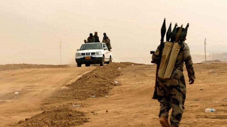 DAIŞ li ser riya Şam – Dêrazorê 4 kesan dikuje