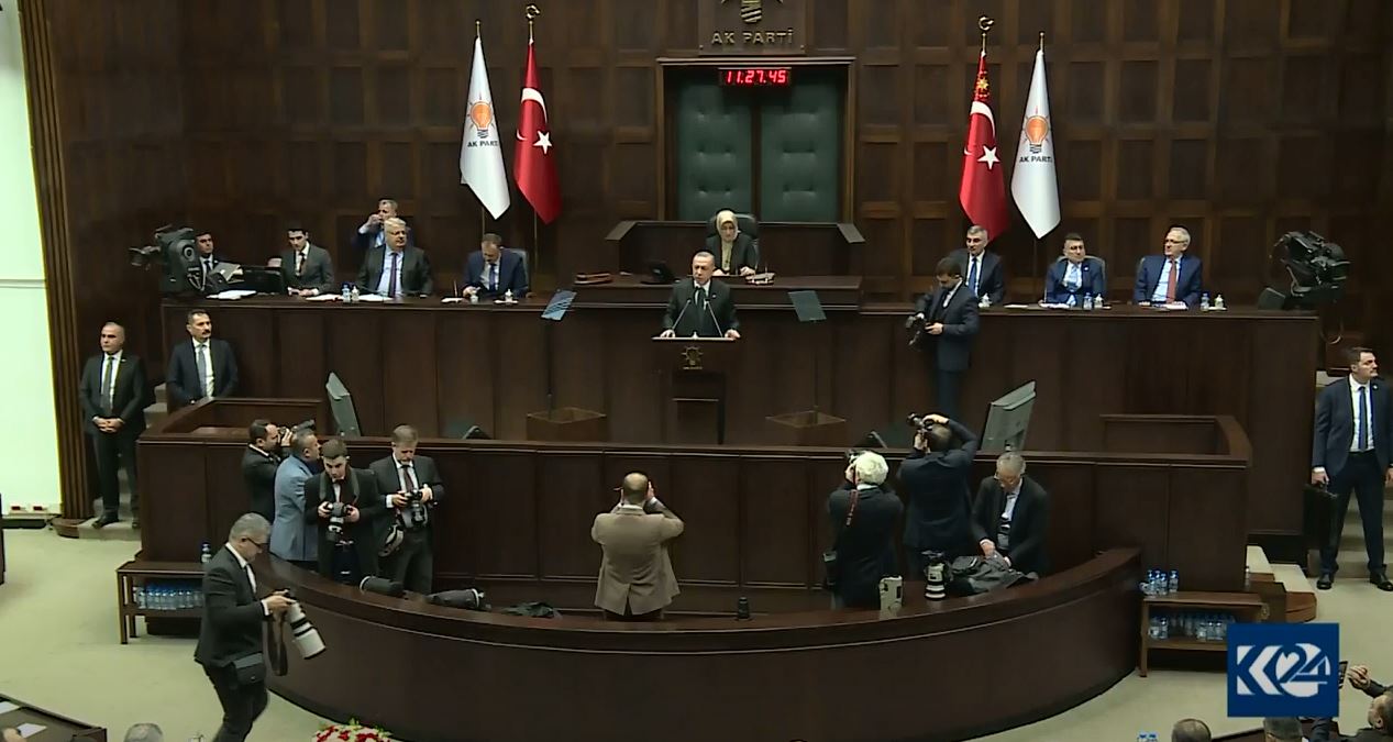 Erdogan CHPyê bi danîna derbeyek nû tometbar dike