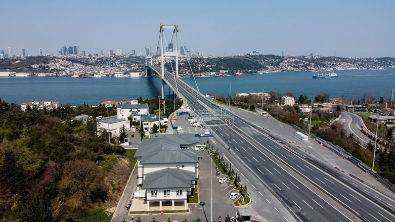 Li 24 bajarên Tirkiye û Bakur qedexe hat ragihandin