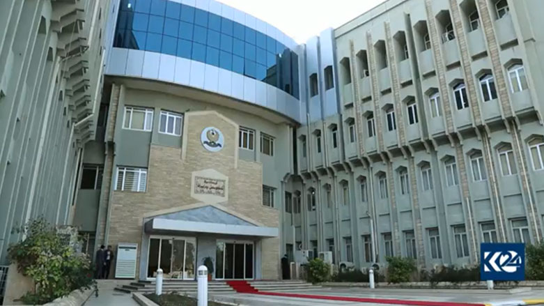 چه‌ند لایه‌نێك ره‌خنه‌ له‌ بڕیاری حكومه‌ت ده‌گرن و پلانی جێگره‌وه‌شیان نییه‌