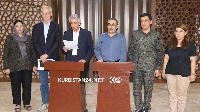 Xebata Tifaq a Kurdistanî: PÎROZE! ENKS û PYNKê li hev kirin