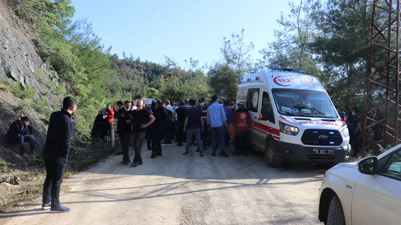 Li Bursayê 4 kesan di lehiyê de canê xwe jidest dan