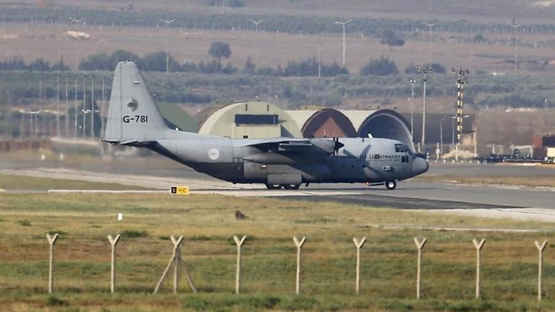 Firokeye serbazî ya Amerîka li Bexdayê şikiya