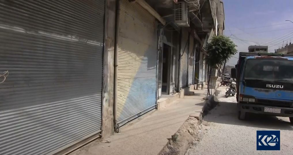 Bazirganên Kobanê ji ber daketina nirxê Lîreya Sûrî dukanên xwe girtın
