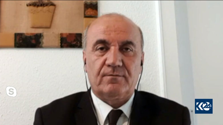 Şelal Gedo: Divê ENKS û PYD daxwaza bernameya “petrol ji bo xwarekê” bikin 