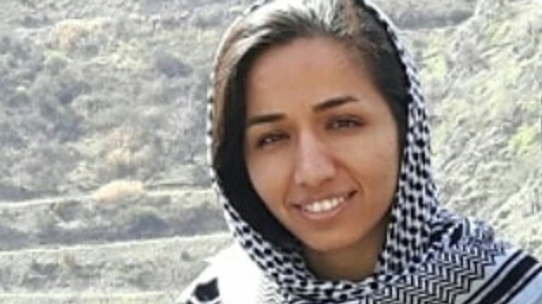 Îranê 10 sal zîndan da mamosteya zimanê Kurdî ya Rojhilatê Kurdistanê 