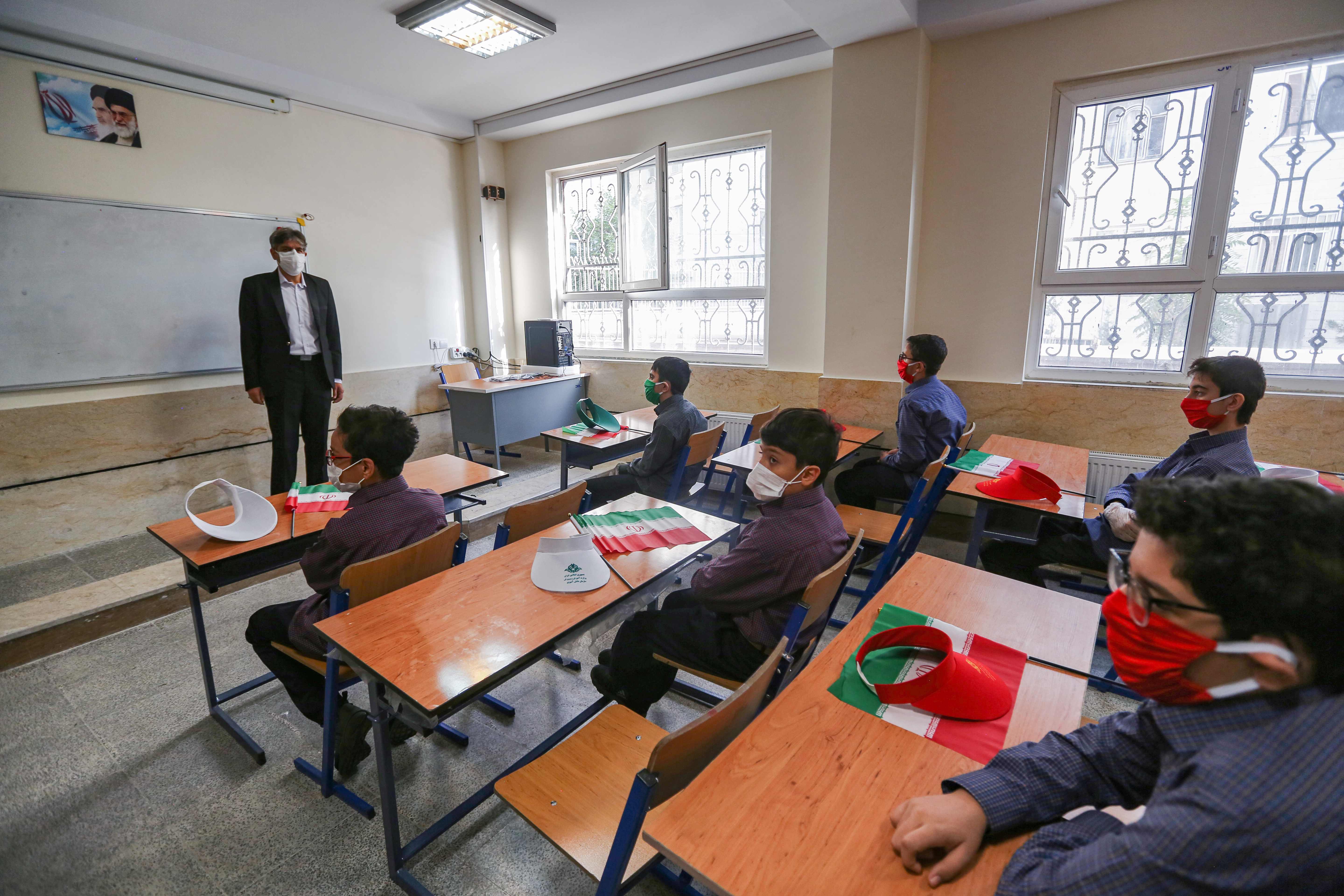 دەرگای قوتابخانەکان لە ئێران و رۆژهەڵاتی کوردستان کرایەوە 
