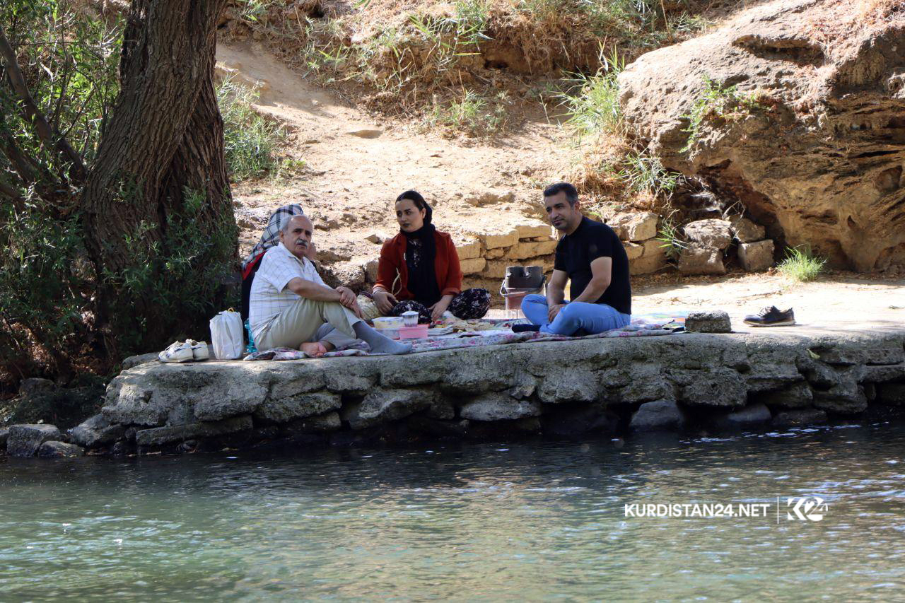 بە وێنە.. باغی میکائیل لە شاری مەهاباد