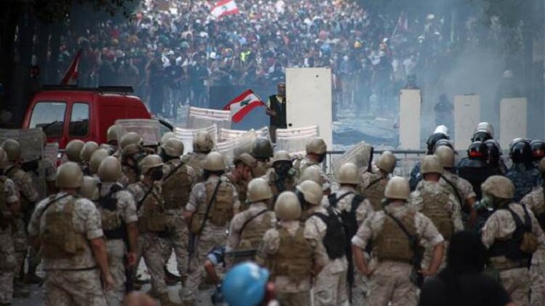 Li Bêrûdê xwepêşander dîsa daketin kolanan