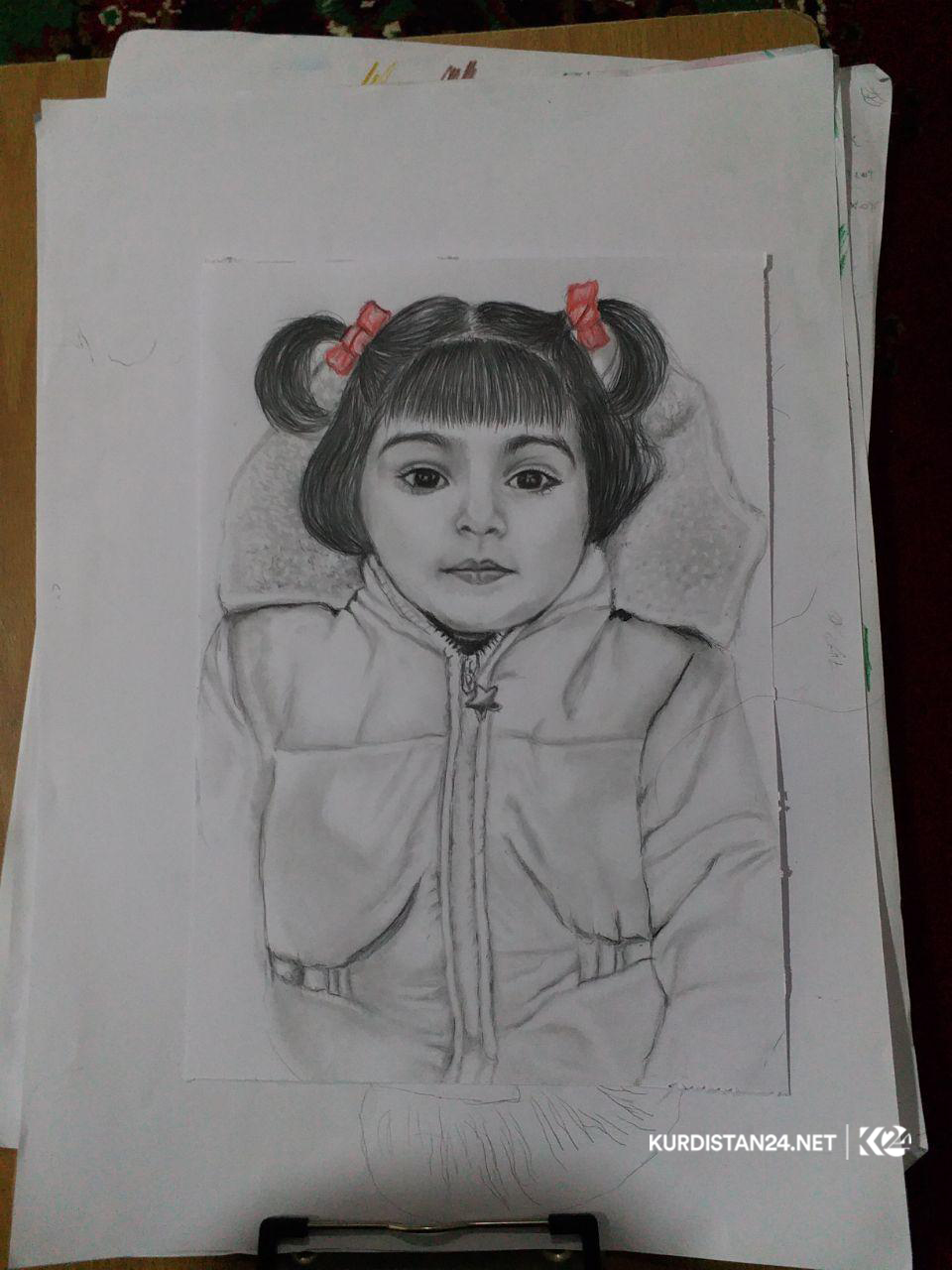 گەنجێكی خاوەن پێداویستی تایبەت چەندین تابلۆی سەرنج راكێش دروست دەكات
