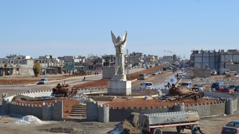 Xelkê Kobaniyê hêviyên xwe bi yekrêziya Kurdî girê dane