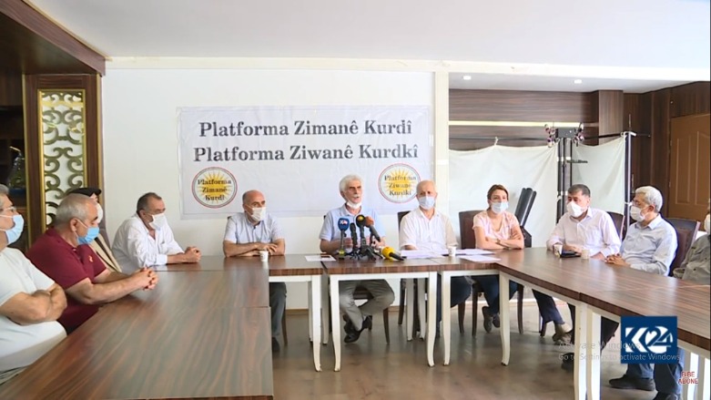 Platforma Zimanê Kurdî: Divî kurdî bibe zimanê fermî û perwerdeyê 