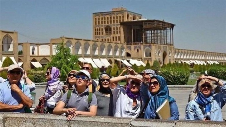 کرونا در ایران کاهش شدید مسافرت و اقامت در هتل‌ها را بەدنبال داشته است