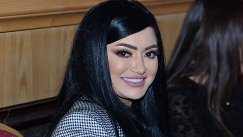 هاتووچۆی هه‌ولێر سكاڵا له‌ دژی دینای گۆرانیبێژ تۆمار ده‌كات