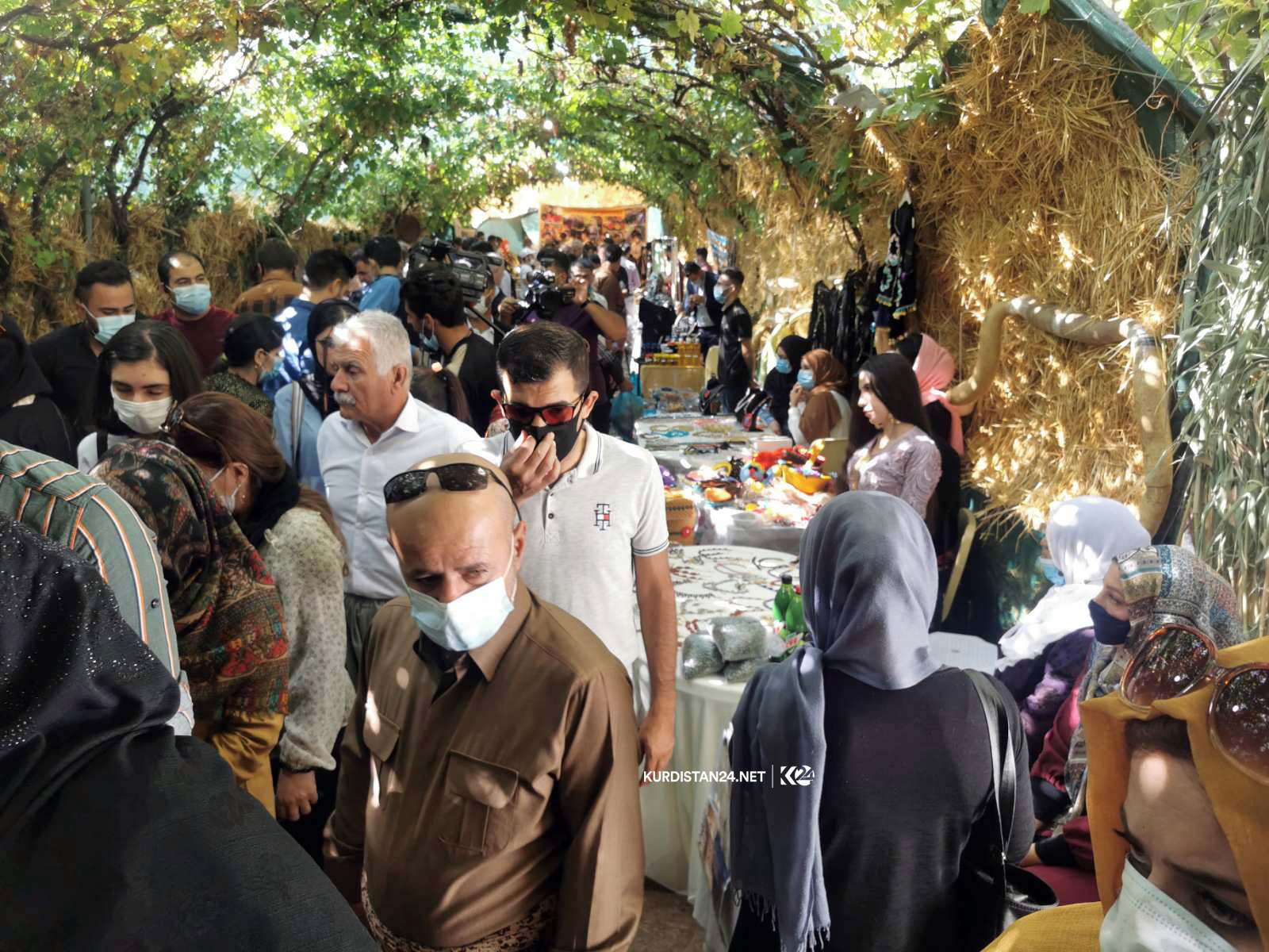 بەرھەمی ھەناری نزیكەی 20 جوتیار لە ھەڵەبجە نمایش دەكرێن