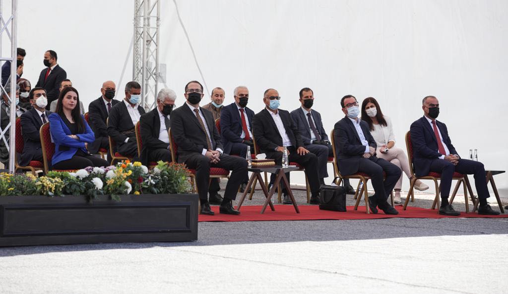 مەسرور بارزانی: خزمه‌تكردن تەنھا دابه‌شكردنی مووچه‌ نییه‌
