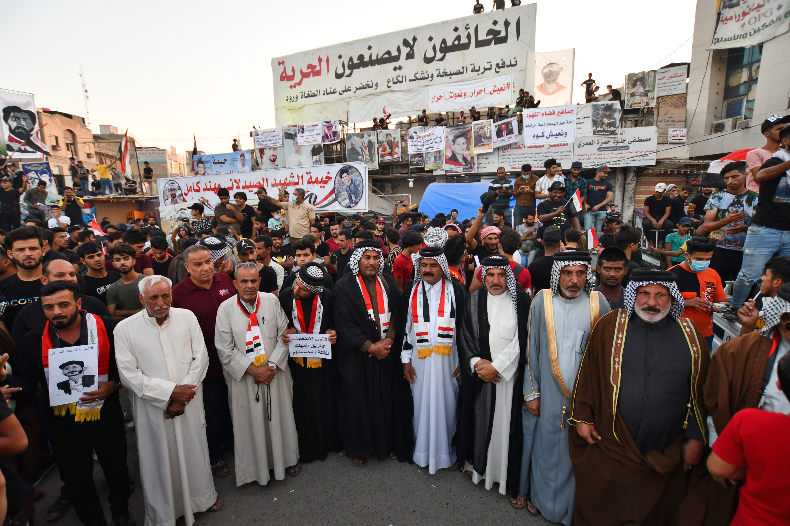 بەوێنە... 50 کەس لە خۆپیشاندانەکەی بەغدا بریندار بوون 