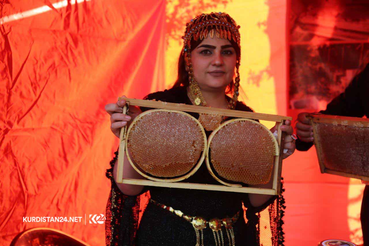 بە وێنە... پێنجەمین فێستیڤاڵی ھەنگوین لە سلێمانی بەڕێوەدەچێت