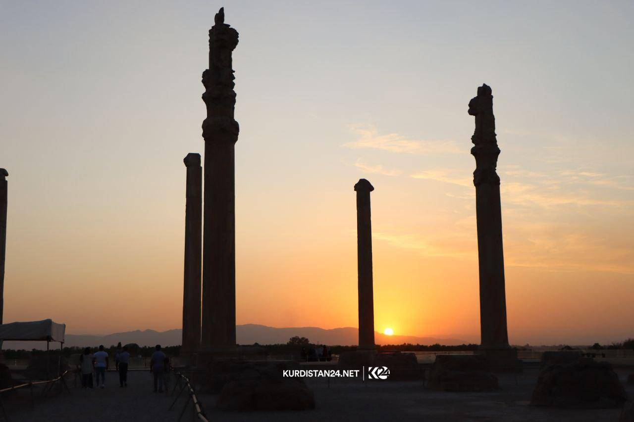 بەوێنە... تەختی جەمشید، یەكێك لە شارە مێژووییەكانی ئێران