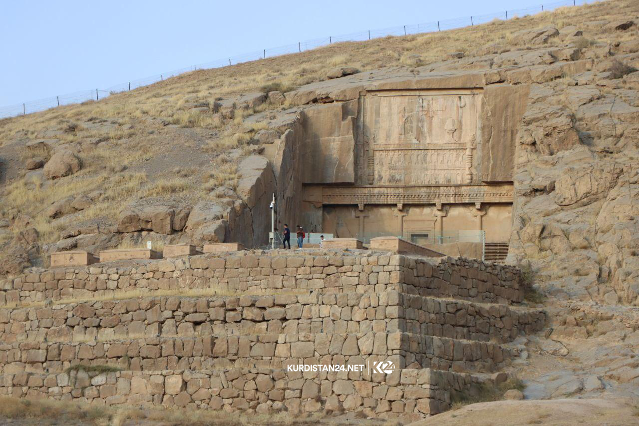 بەوێنە... تەختی جەمشید، یەكێك لە شارە مێژووییەكانی ئێران