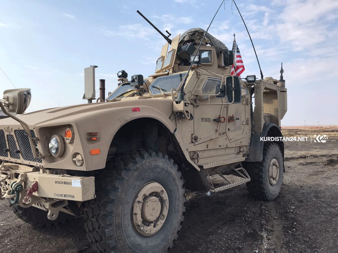 Hêzên Amerîkî gereke çavdêriyê li kêlgehên petrolê yên Rojava dikin