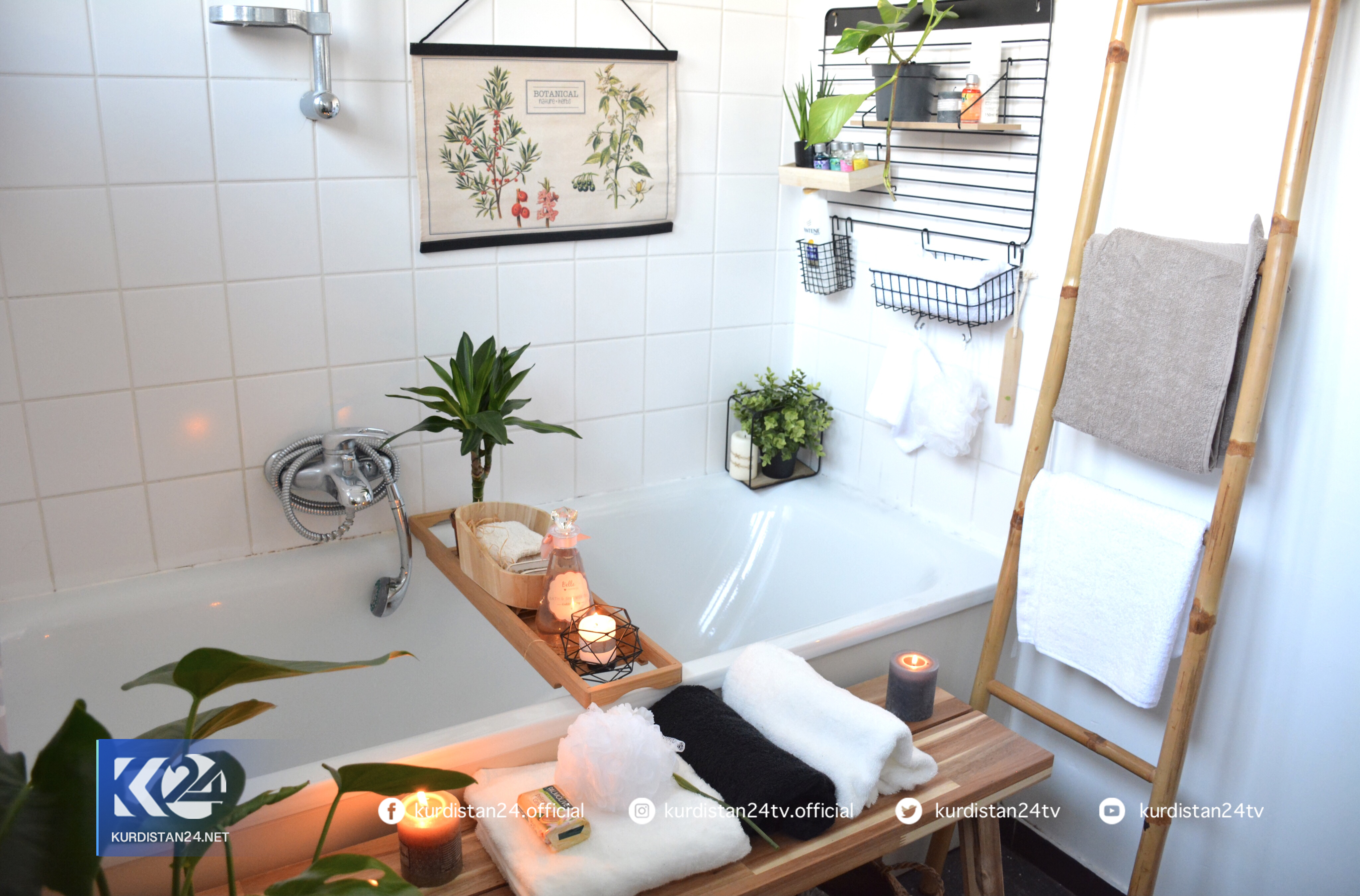 خانمێكی ده&zwnj;ستڕه&zwnj;نگین له&zwnj; كه&zwnj;لوپه&zwnj;لی فڕێدراو كاری ده&zwnj;ستی ناوازه&zwnj; دروست ده&zwnj;كات