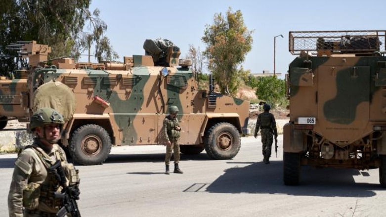 Tirkiye amadekariya derketina ji 2 xalên li Helebê jî dike