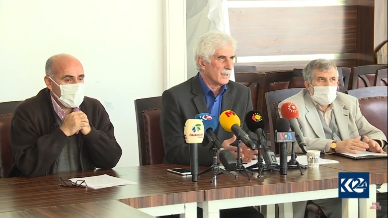 Platforma Zimanê Kurdî: Divê di zankoyan de Kurdî were dayîn