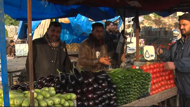 بازاڕی سەوزە و میوە لە مووسڵ