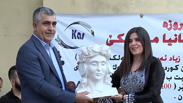 خەڵاتی رێزلێنان لە هونەرمەندان لە دهۆک