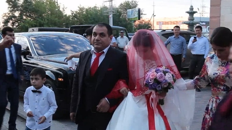 ئاهەنگی بووک گواستنەوە لە ئەڵماتی کازاخستان