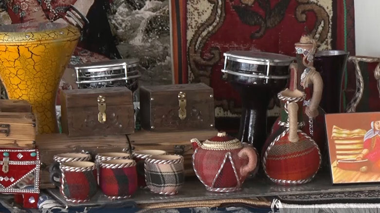 بازاڕی کەلوپەلی فۆلکلۆری لە ئامێدی