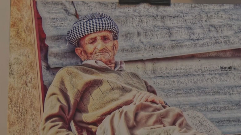 پێشانگەی فۆتۆگرافی لە ئامێدی