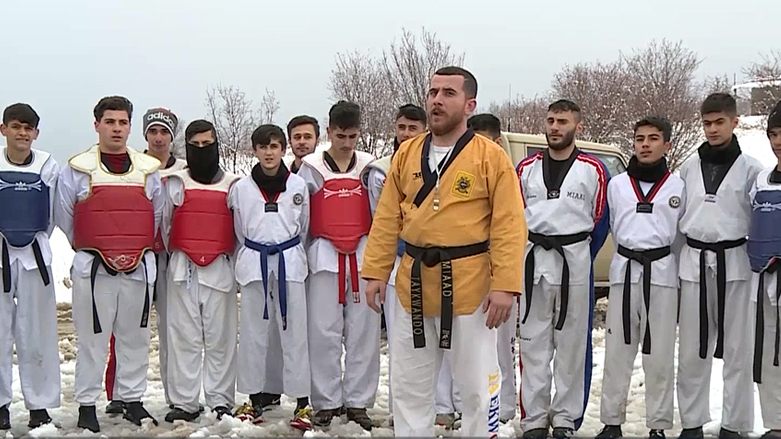 نمایشی تایکواندۆ لە بناری چیای گارە