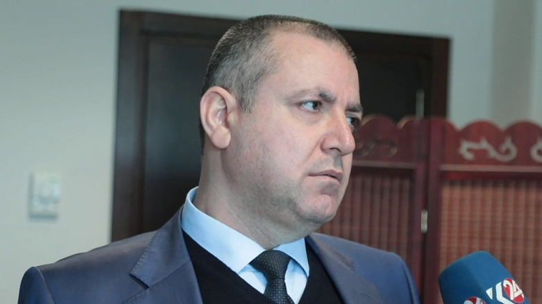 شایەتی ساختە لەبەردەم دادگا