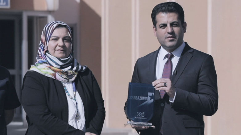 چیرۆکی کارمەند و پزیشکانی نەخوشخانەی لەدایکبوون 