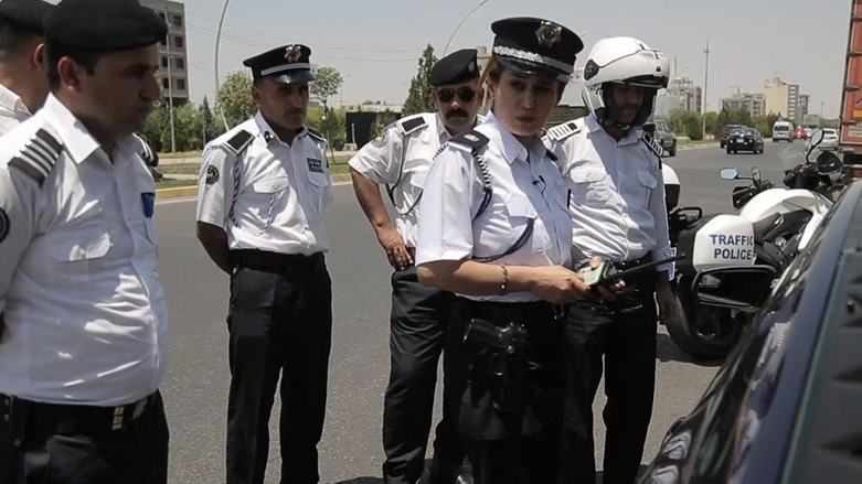 گرفته‌كانى شوفێرى ئافره‌ت 
