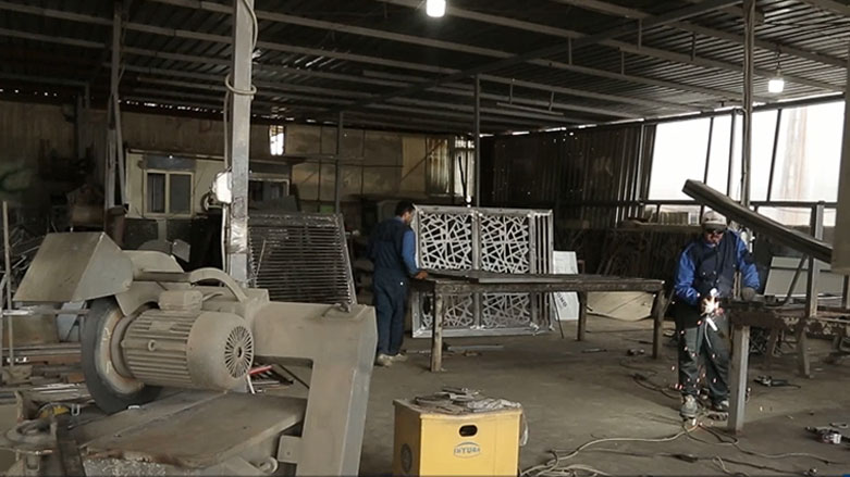 دروستکردنی دەرگا و پەنجەرەی ئاسن لە هەولێر