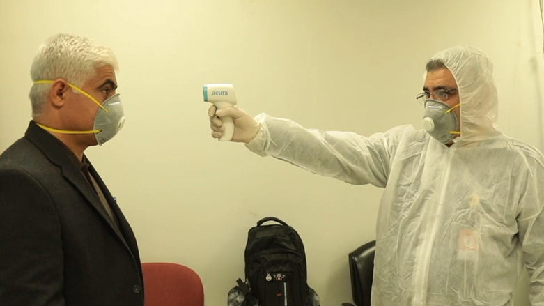 پشکنین بۆ خۆپارستن لە ڤایرۆسی کۆرۆنا لە فڕۆکەخانەکان