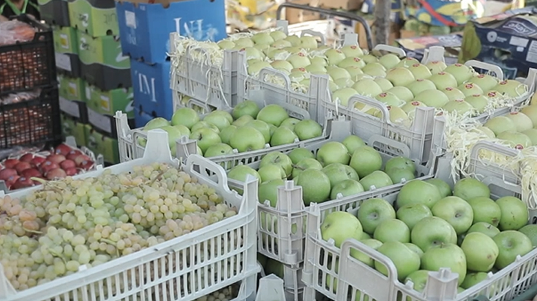 بە قاچاخ هێنانی سەوزە و میوەی بیانی