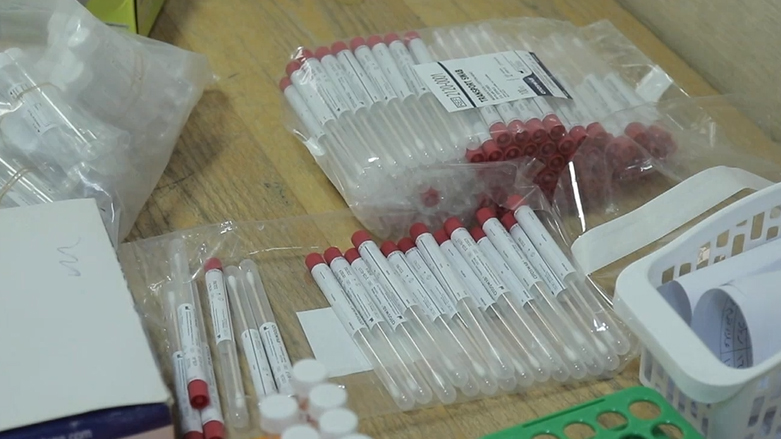 پشکنینی ڤایرۆسی کۆرۆنا بۆ ئەوانەی گەشت دەکەن