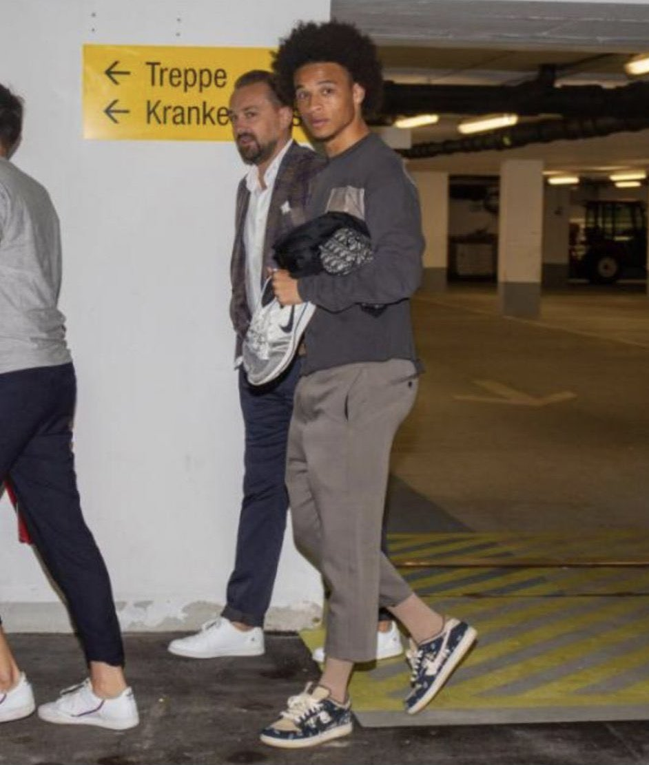 لێرۆی سانێ لە نەخۆشخانەیەکی شاری میونشنی وڵاتەکەی