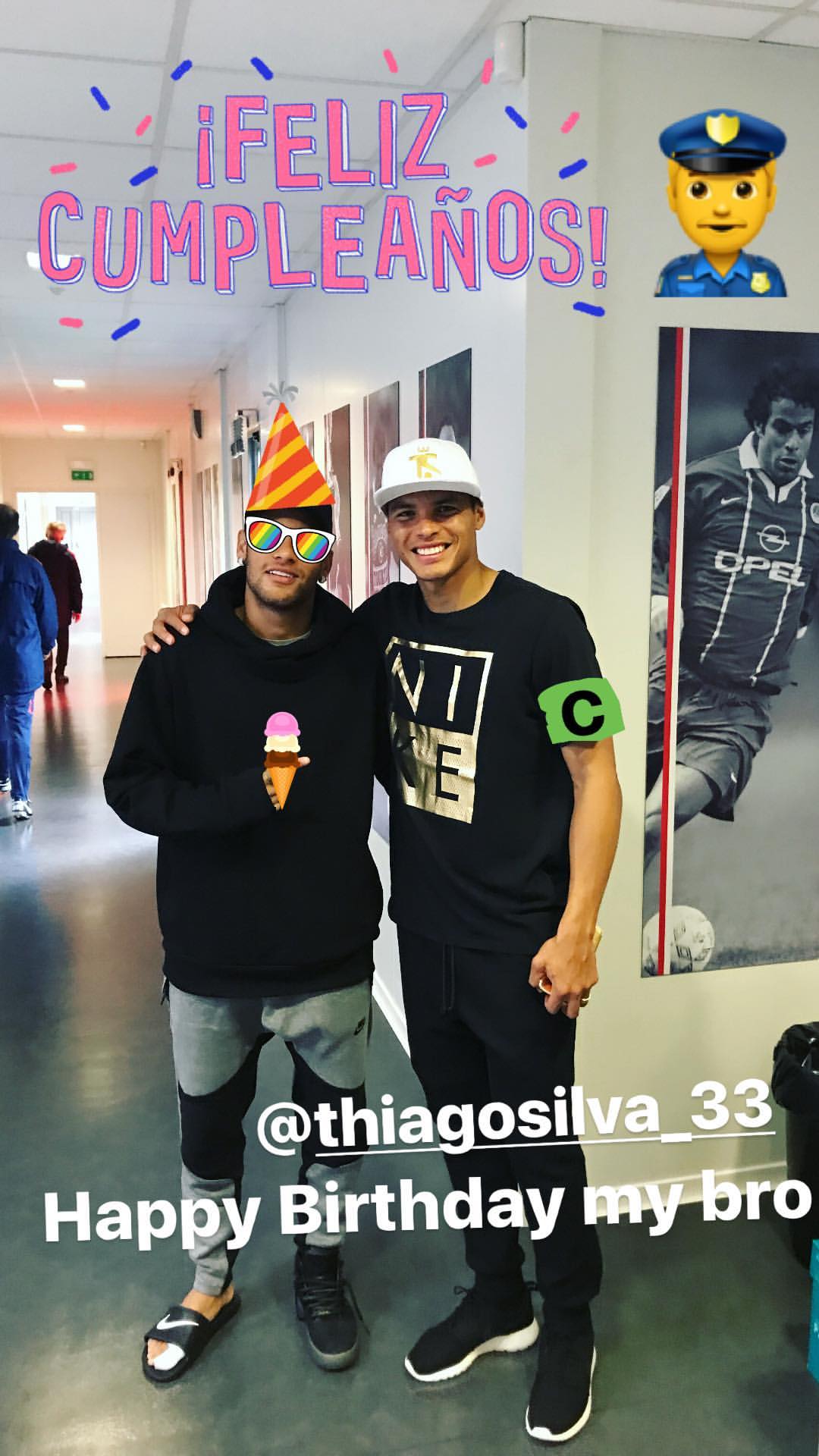 نێیمار و تیاگۆ سێلڤا